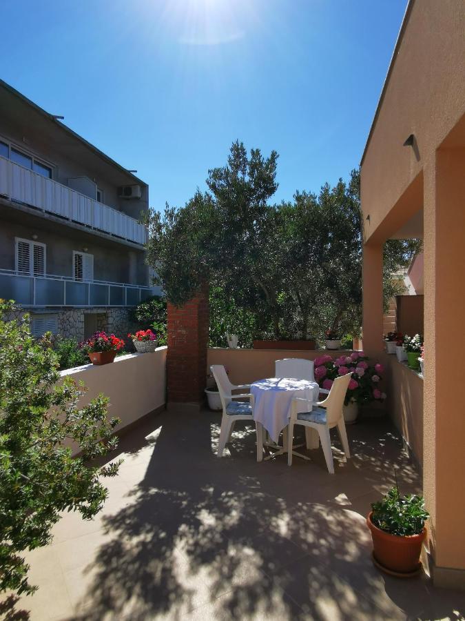 Apartment Branka Kustura フヴァル エクステリア 写真
